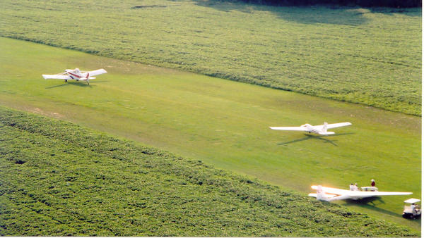 GLGC - Rosebud takes to the air - Aug 2004