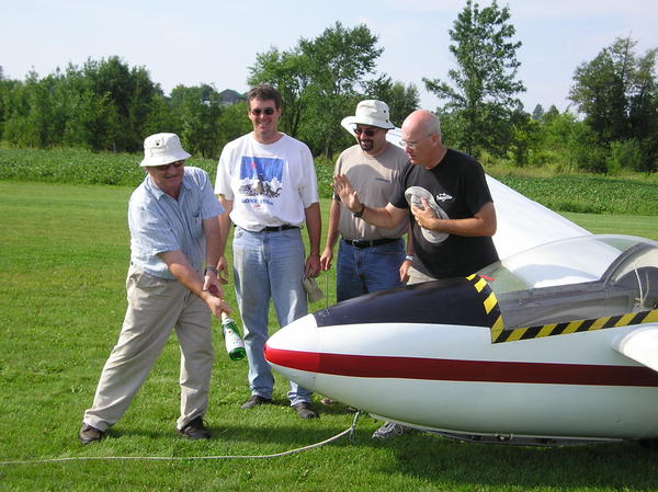 Great Lakes - The Rosebud Gang celebrates 1st Flt of C-GOJ  8-1-04 since last Flt @ BBSG  8-1-99