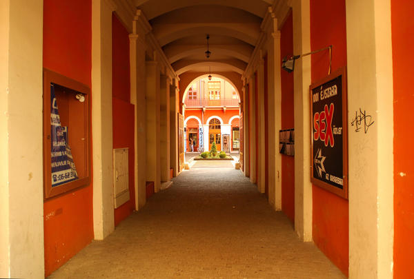 Photo by Maria Szemplinska