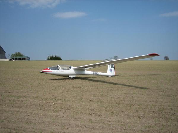 Luke lands out near Flesherton, another 300km attempt..